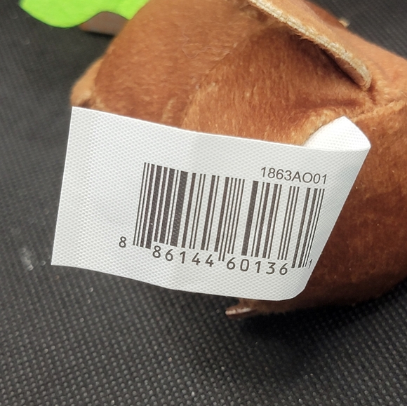 Sakuties CHARLIE the Squirrel 4" Mini Collectible Plush Series 2 - Grow A Smile! - Picture 7 of 7